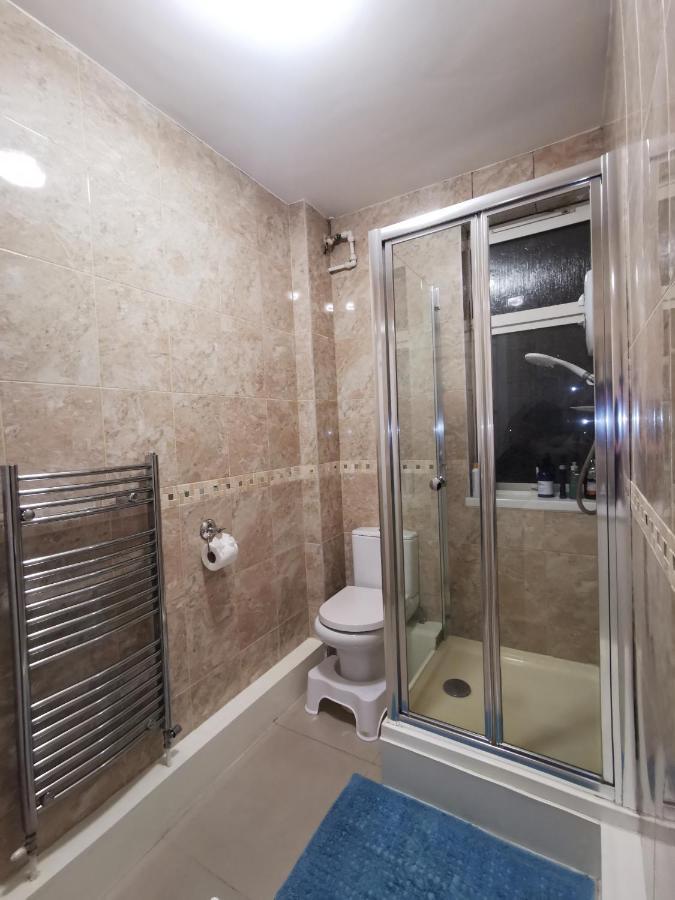 Neat Double Room London Exteriör bild